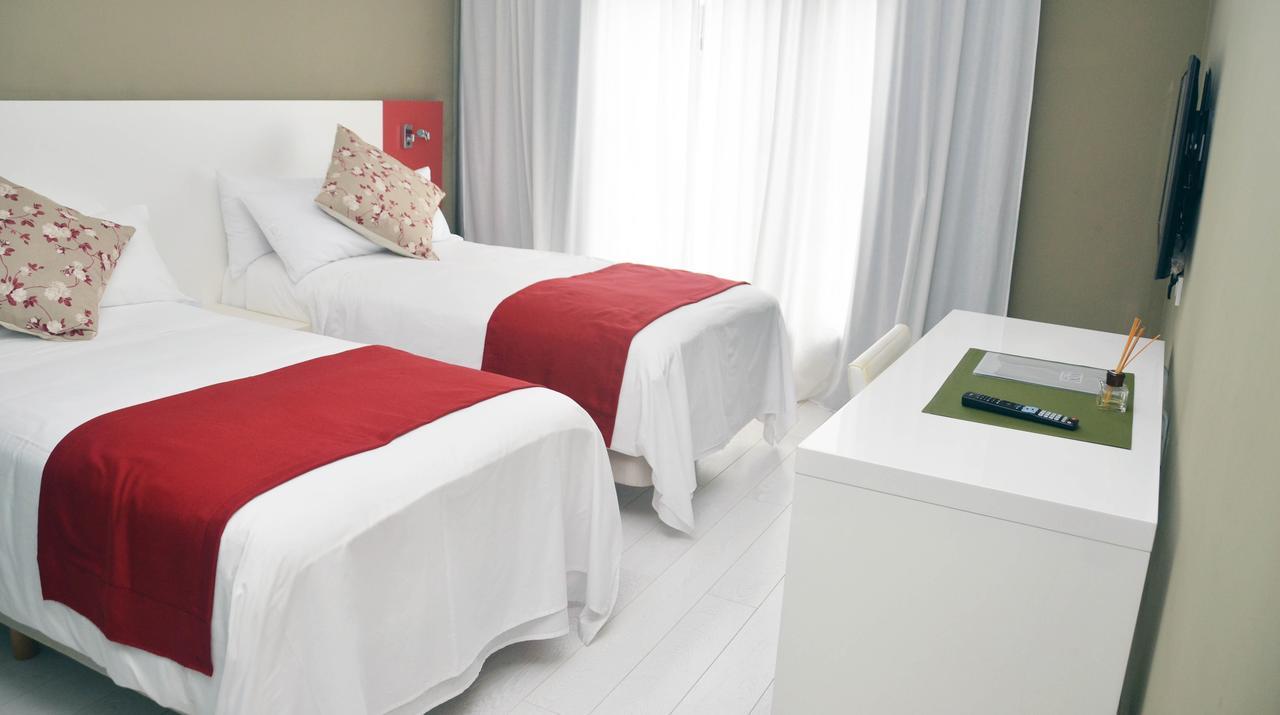 Magno Suites Malabo Δωμάτιο φωτογραφία